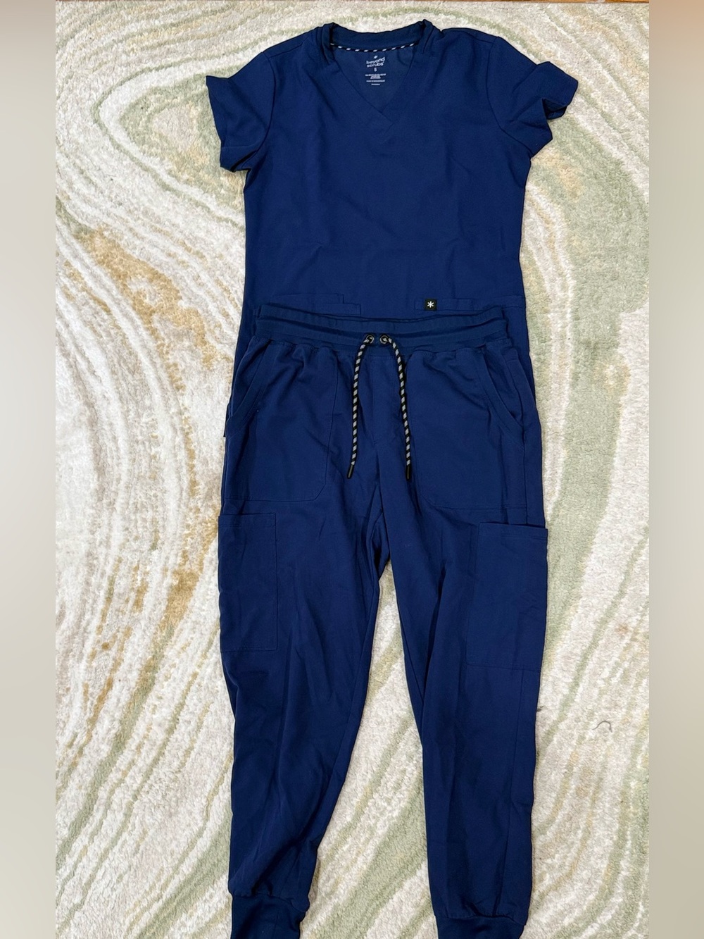 BeyondScrubsWomen's Navy Set Drawstring Cargo Jogger Pants/ScrubTop XS Both